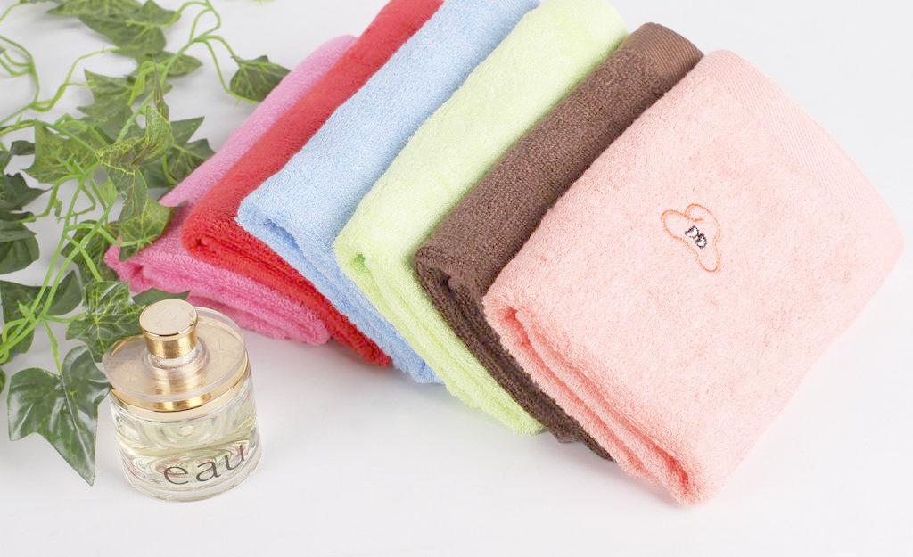 “火狐电竞官网”恒大新赛季首败一人再次受到球迷指责 球迷:他不配在恒大踢主力(图2) 火狐电竞