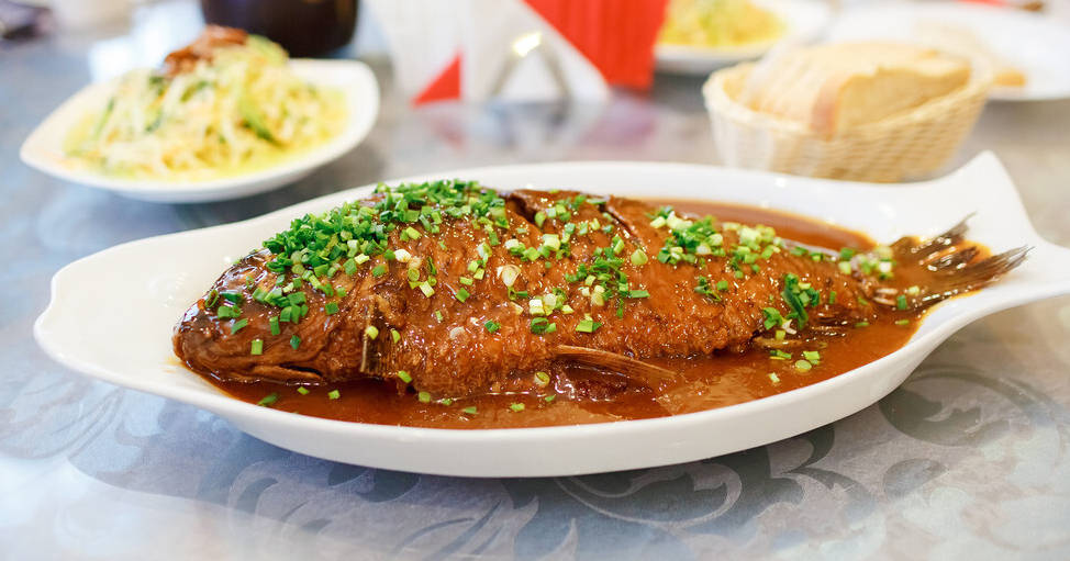 “火狐电竞”
家常糖醋鲤鱼 酸甜适口肉质软嫩 全家都很喜欢的美食 一学就会(图5)