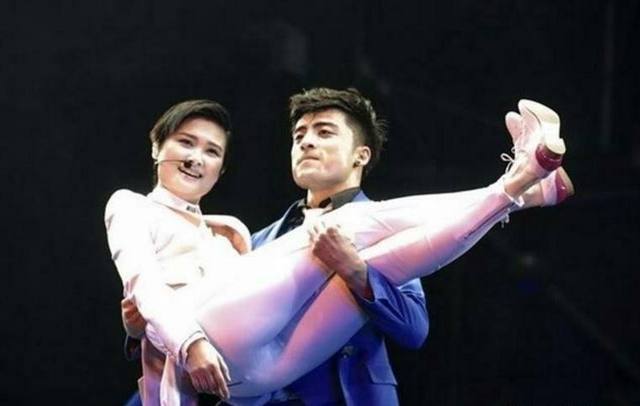 【火狐电竞官网】
全球最优秀的网页在线文字编辑器之一 支持复制黏贴LibreOffice(图1) 火狐电竞官网