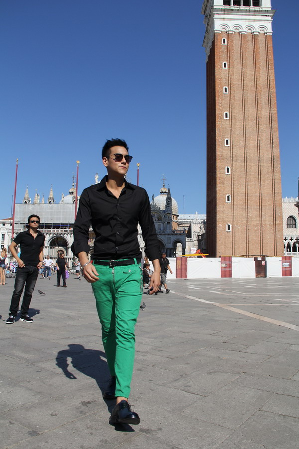 火狐电竞平台:美食大全 糖醋排骨的做法及讲解(图1) 火狐电竞