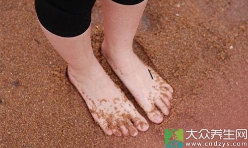 火狐电竞平台|
特工小说家约翰·勒卡雷去世 代表作《柏林谍影》(图5) 火狐电竞官网