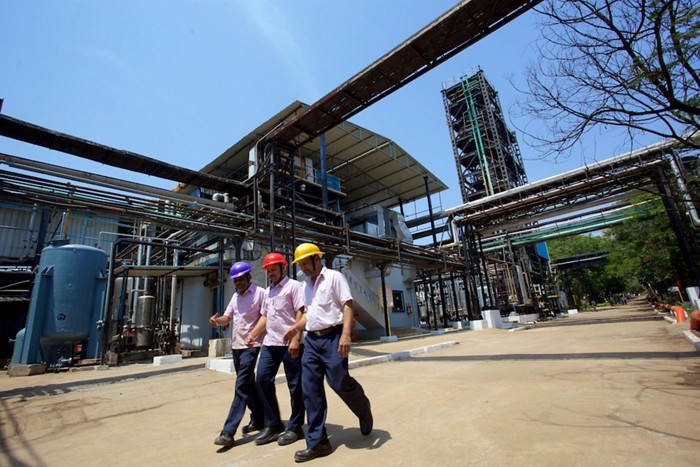 ‘火狐电竞平台’美食推荐:椒盐小黄鱼,小炒牛肉条,肉末茄子的做法(图1) 火狐电竞平台