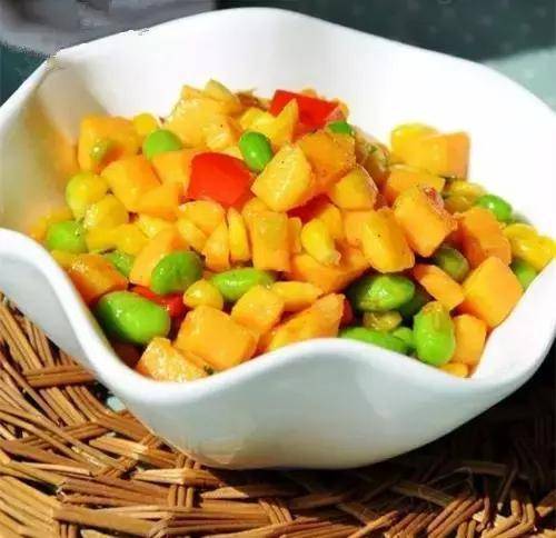 
精选美食：豉油虾韭菜丸、花生香酥排骨、糖醋鲤鱼、番茄炒玉米的做法‘火狐电竞平台’(图1)