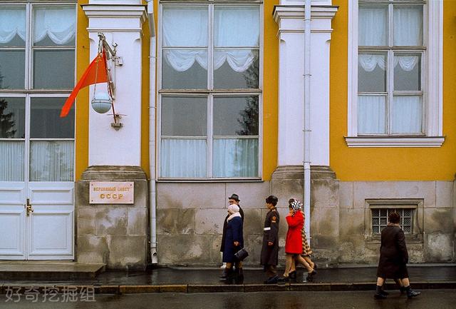 火狐电竞官网-《记忆·释怀——陈齐堃画展》在北京国安艺术馆开幕(图1) 火狐电竞