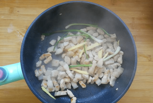 火狐电竞官网-
想吃卤肉饭自己在家做 配方和步骤都告诉你 简朴鲜味又实惠(图8) 火狐电竞官网-
想吃卤肉饭自己在家做 配方和步骤都告诉你 简朴鲜味又实惠(图8)