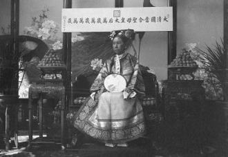 火狐电竞平台_贵金属币收藏投资需防伪作者:李天一2014-04-2108:04:53来源:上海商报摘要:邮币卡三大板块方面,近日反弹的(图2) 火狐电竞官网