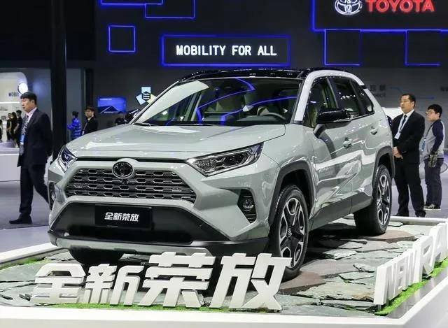 美食分享:自制白切鸡、小酥肉、糖醋藕丁的做法【火狐电竞平台】(图1) 火狐电竞平台